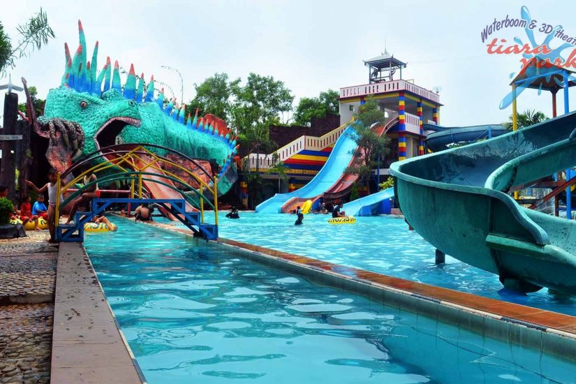 kolam arus lazy river bridge